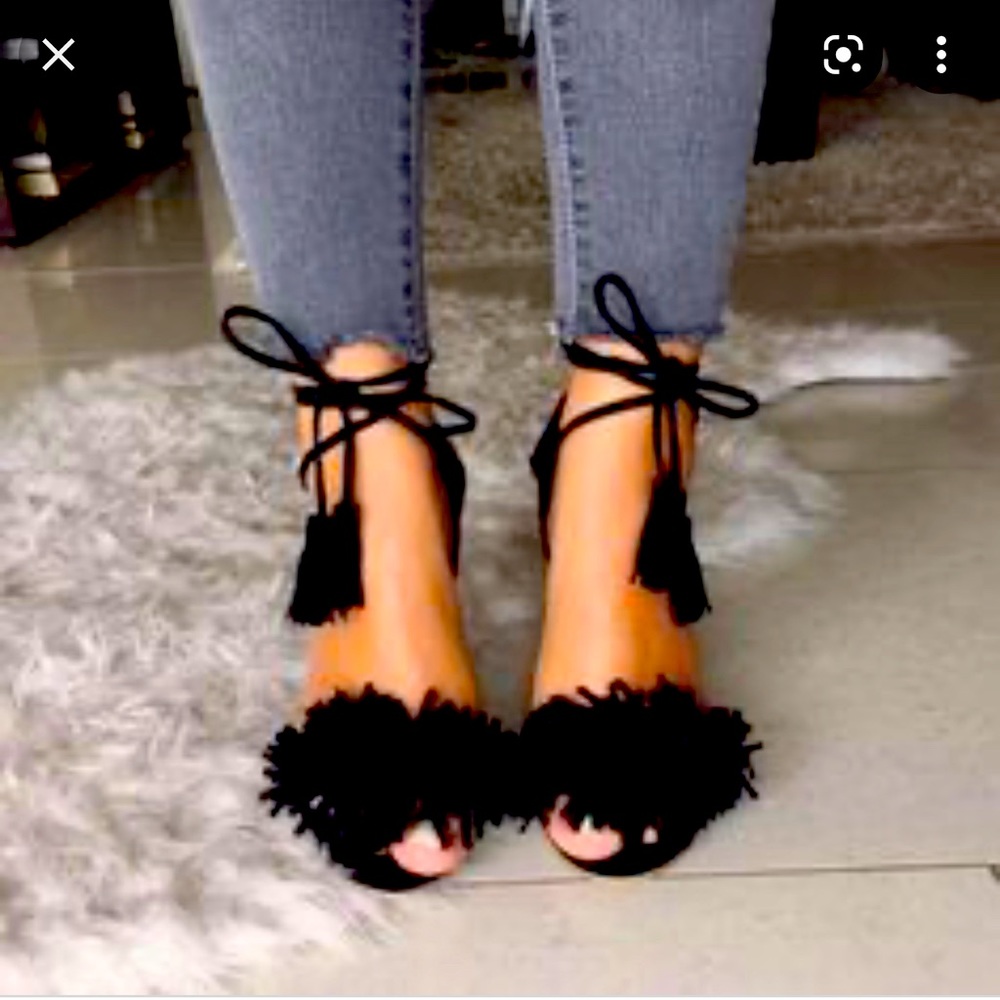 Steve Madden - Sassey black Suede Heels